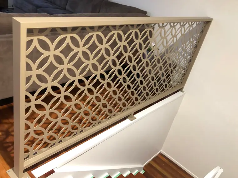 A closer look at the Seville pattern.